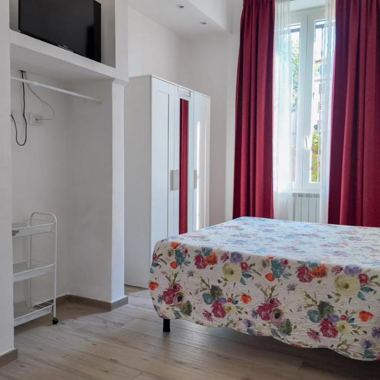 Francarooms - Double Room with Private Bathroom - 2