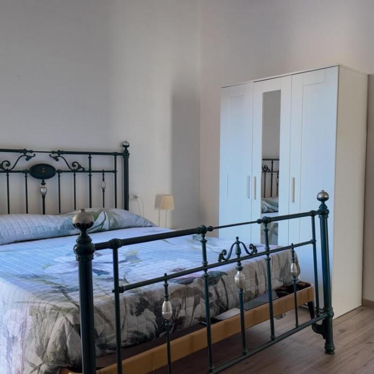 Francarooms - Large Double Room - 1