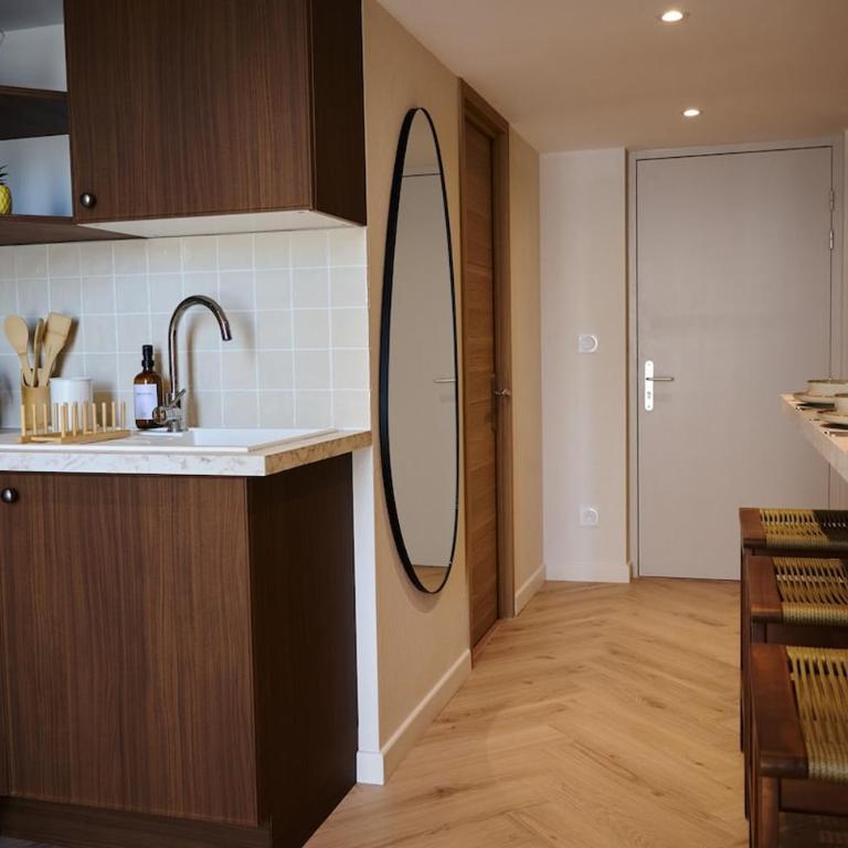 Apartment Duplex - AC - Wi-Fi - Nice center - Appartement 2 Chambres - 12