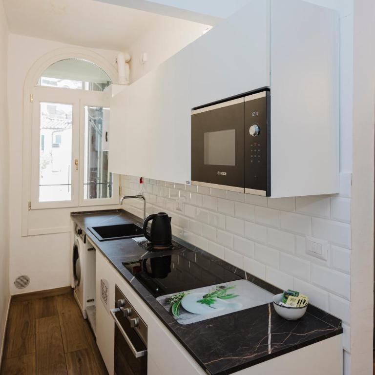 Alloro Apartment - Apartment - 9