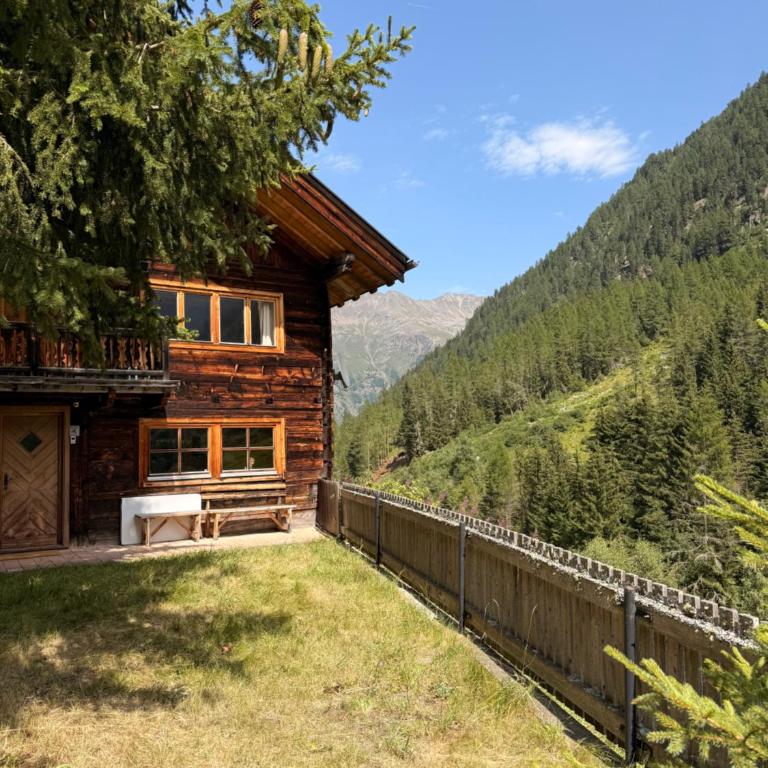 Haus Freistabl - Uriges Bauernhaus für 6 Personen mit Sauna & Bergblick im Ötztal - Haus mit 3 Schlafzimmern - 41