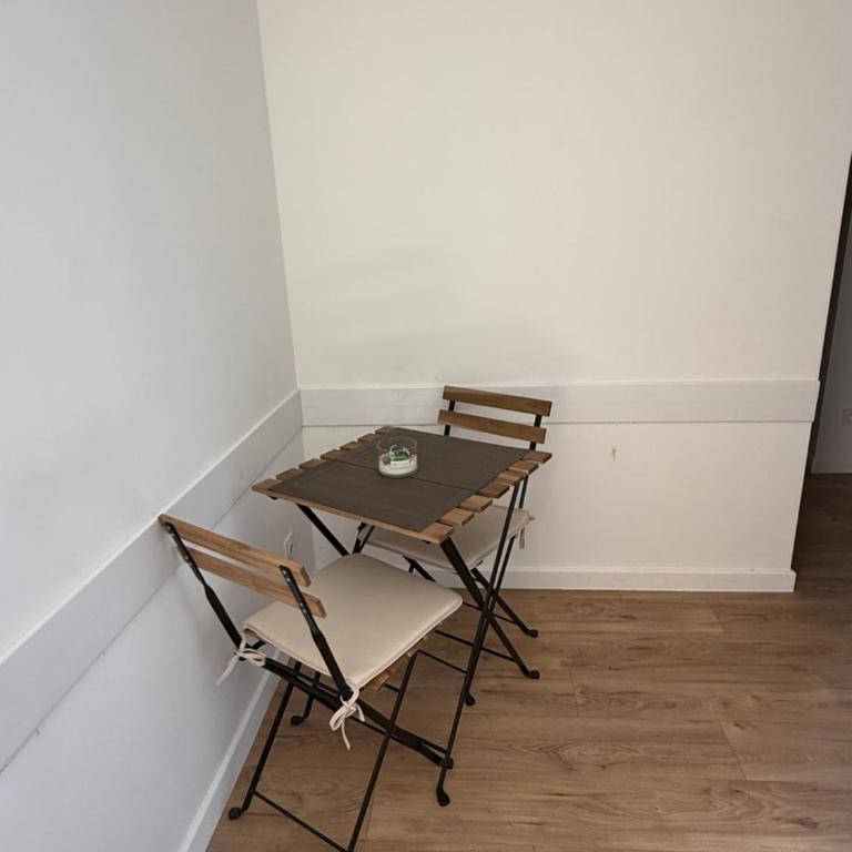 Charmant studio climatisé-Nice Centre - Apartment mit 1 Schlafzimmer - 5