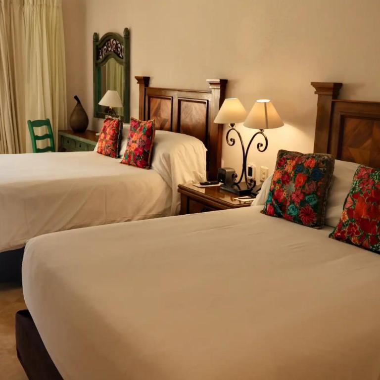 Gorgeous Villa in Cabo with Ocean and Lands End View, private swimmable beach, Pools, sleeps 8 - Villa con vistas al mar - 17
