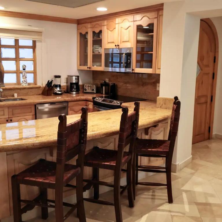 Gorgeous Villa in Cabo with Ocean and Lands End View, private swimmable beach, Pools, sleeps 8 - Villa con vistas al mar - 7