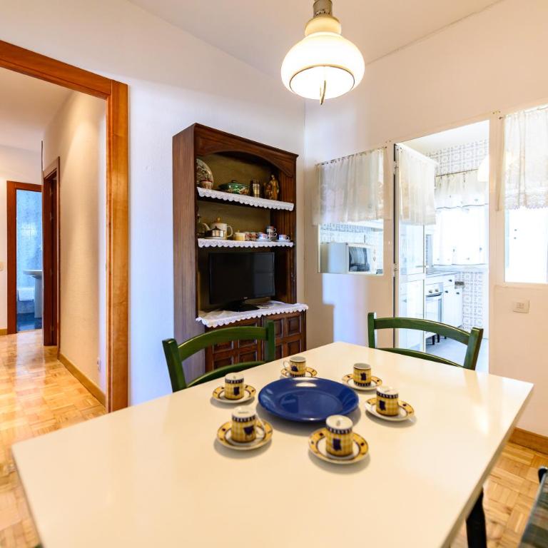 PIR312D Piso 5 dormitorios 2 baños en Moncloa Aravaca Alquiler Temporal - Appartamento con 5 Camere da Letto - 39