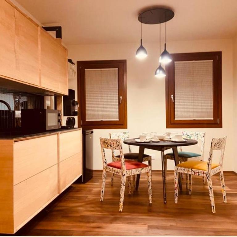 LE RIVE CASA VACANZA - Secondo Piano con Terrazza - Casa con 2 Camere da Letto - 2
