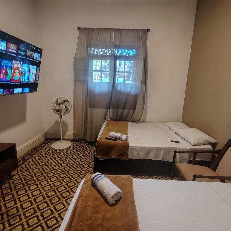 Hotel Casa Real Villeta - Family Room - 1