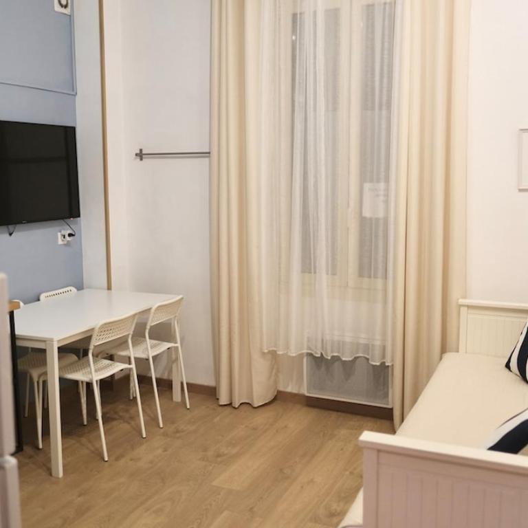 2 Bed Apartment with Parking - 1 Min from Monaco - Appartement 2 Chambres - 7