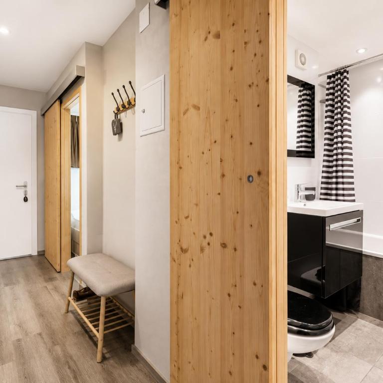 LAAX Central Holiday Apartment with Pool & Sauna - Apartment mit 1 Schlafzimmer - 18