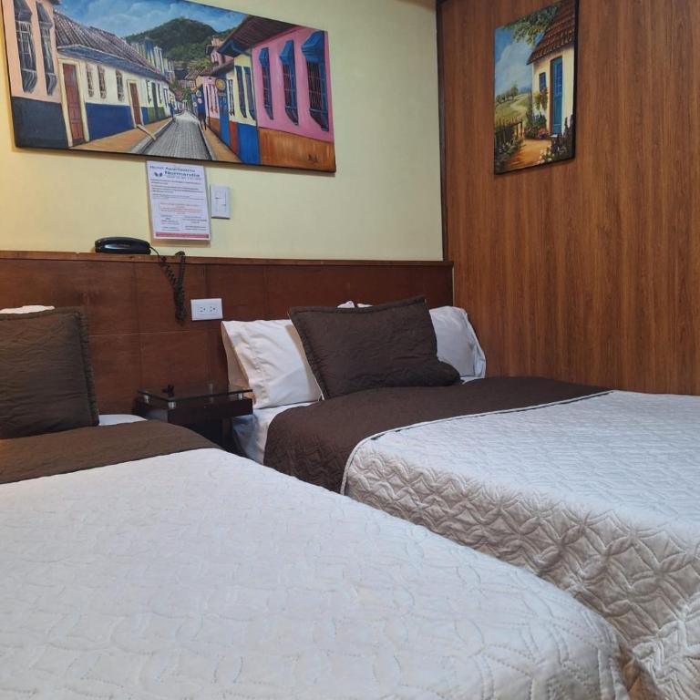 Hotel Apartasuite Normandia - Superior Twin Room - 3