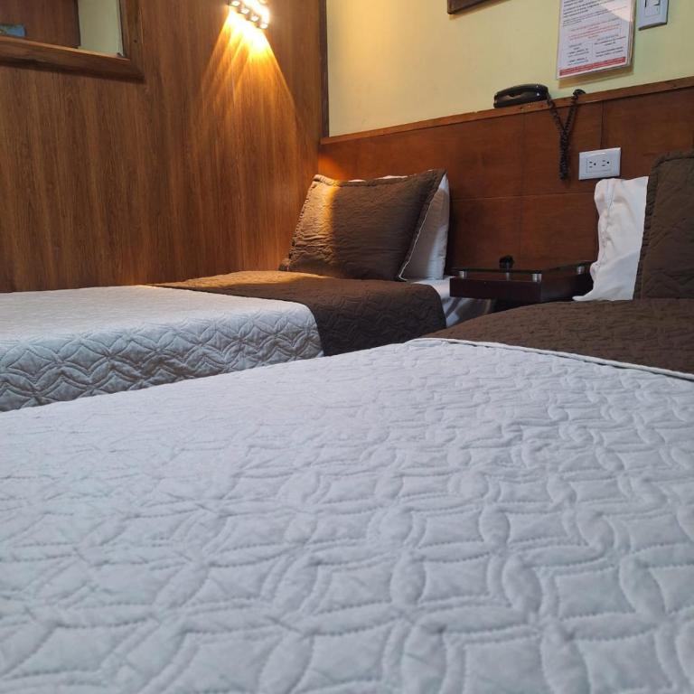 Hotel Apartasuite Normandia - Superior Twin Room - 10