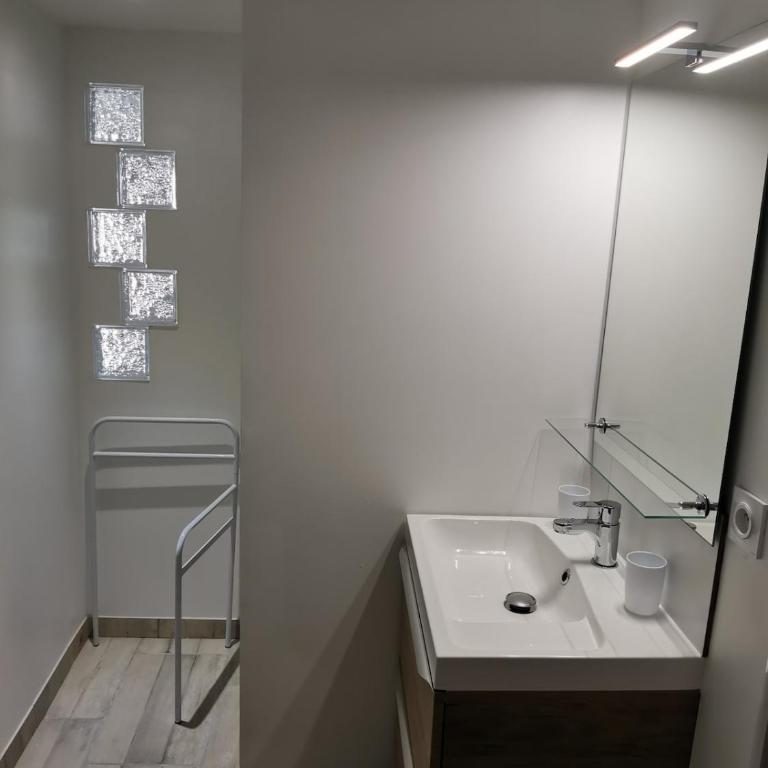 Studio rez-de-chaussée de maison - Apartment mit 1 Schlafzimmer - 7