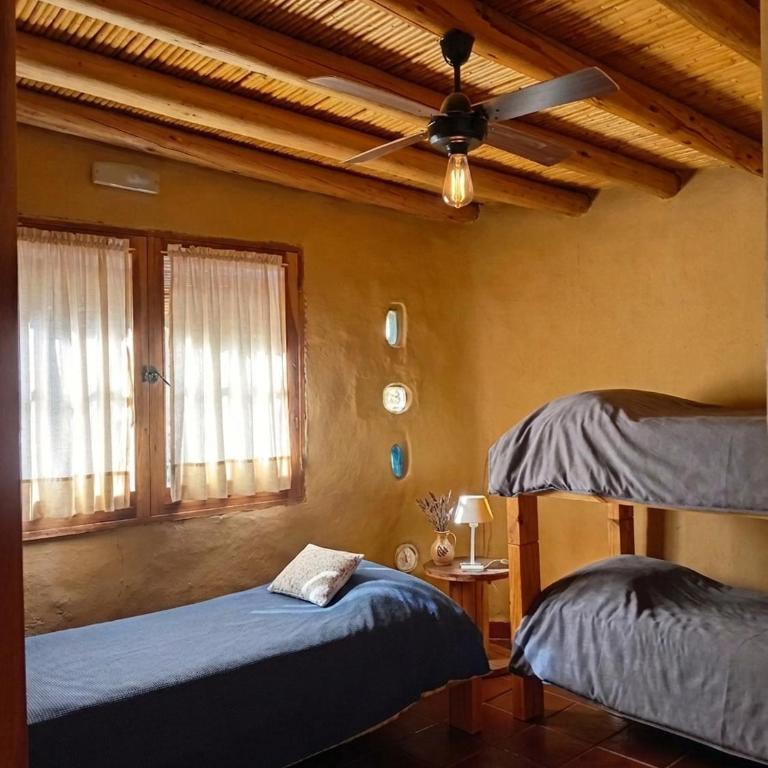 Hermosa casa Ecológica más dormy con gran parque y piscina en zona privilegiada - Five-Bedroom House - 8