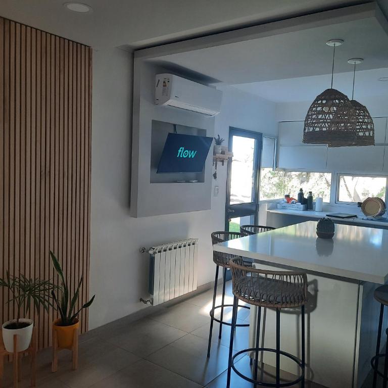 Casa El Cerezo con gran parque y pileta - Casa de 3 dormitorios - 12