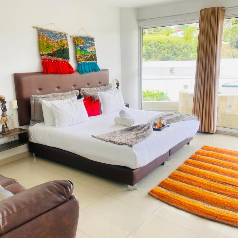 Hotel Palmeras De Luz - Deluxe King Suite - 4
