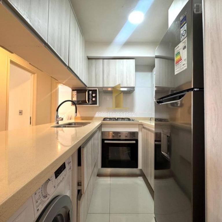 Arriendo Hermoso departamento con vista al Mar, entretenciones, sala de pool y piscina - Apartamento de 3 dormitorios - 3