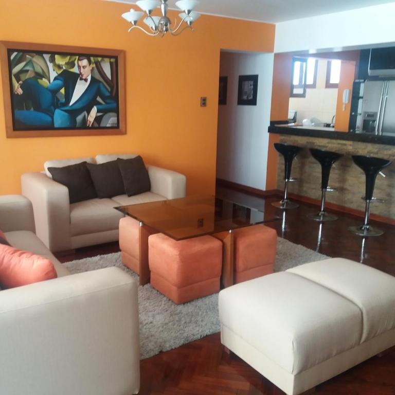 Miraflores - Apartamento con balcón - 3