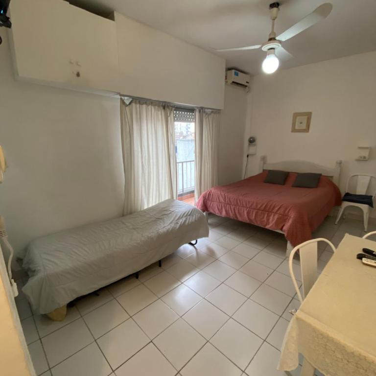 Apartamentos Paraguay Soleado Excelente Ubicacion - Apartment with Balcony - 15