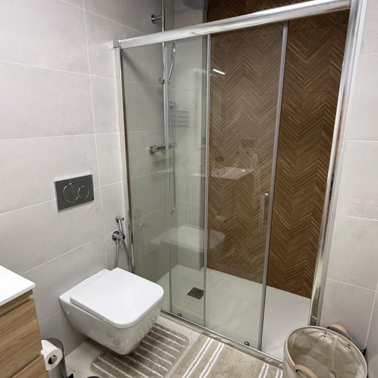 Exclusive Luxury Apartment - Two-Bedroom Apartment - 12