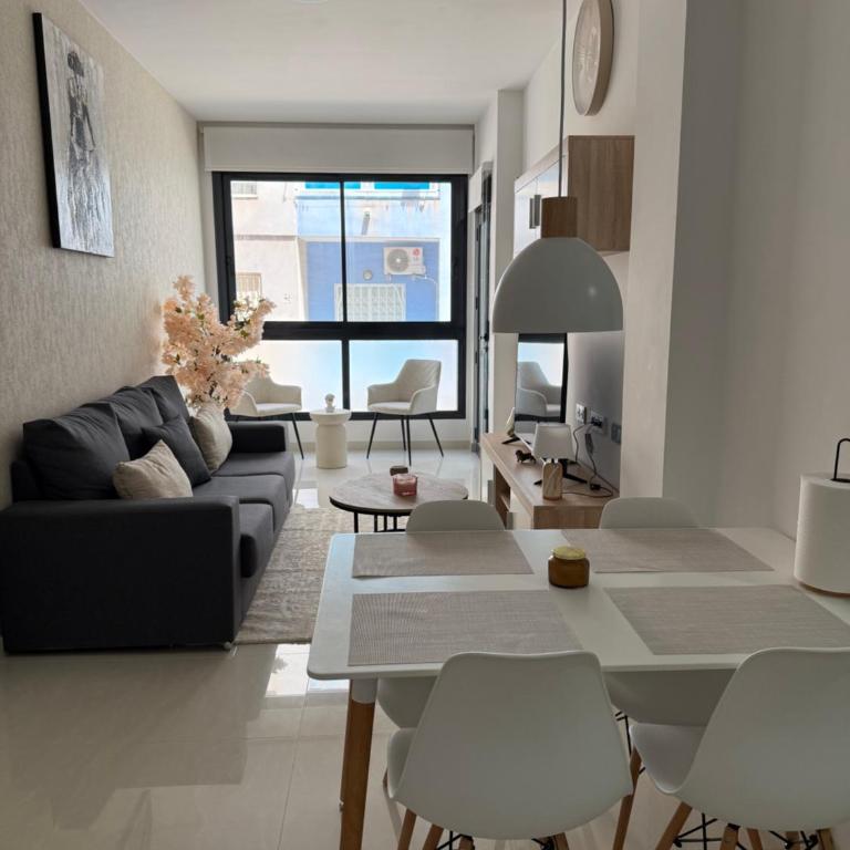 Exclusive Luxury Apartment - Two-Bedroom Apartment - 18