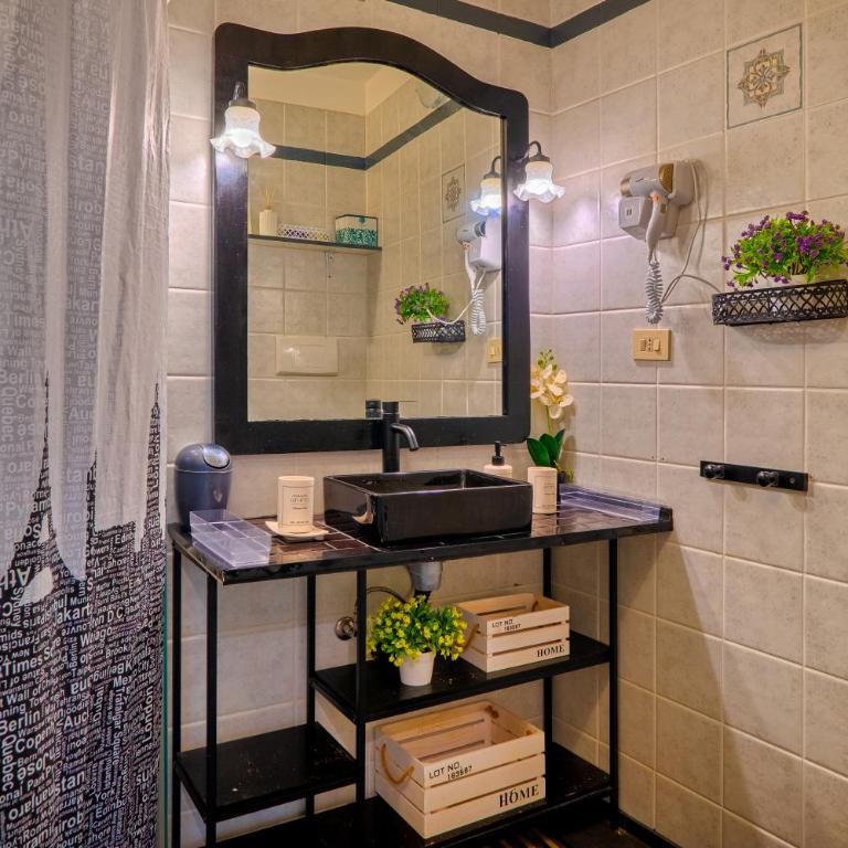 STUDIO LOFT in the CENTER SANREMO FOR 3 PEOPLE - One-Bedroom Apartment - 30