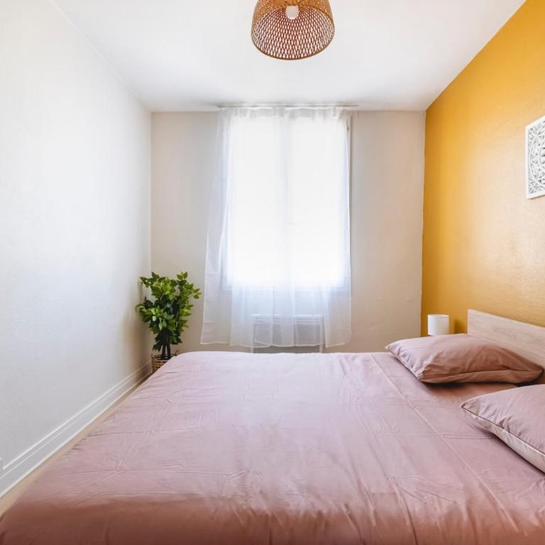 La Botanique Angevine-Design & Cozy-Private Parking - Two-Bedroom Apartment - 5