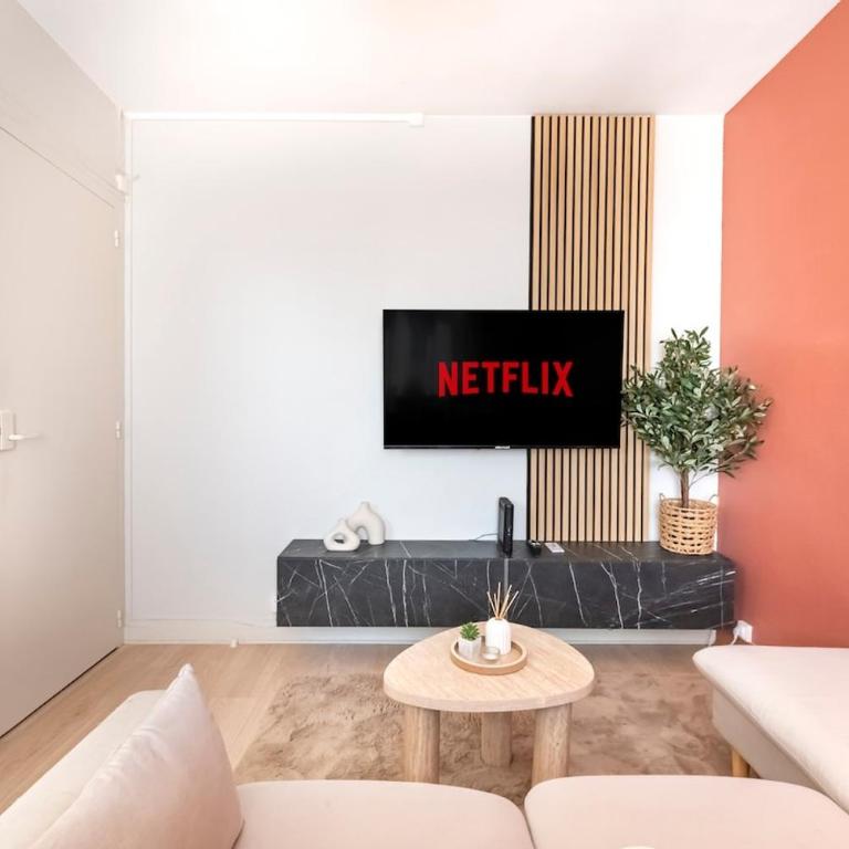 La Botanique Angevine-Design & Cozy-Private Parking - Two-Bedroom Apartment - 16
