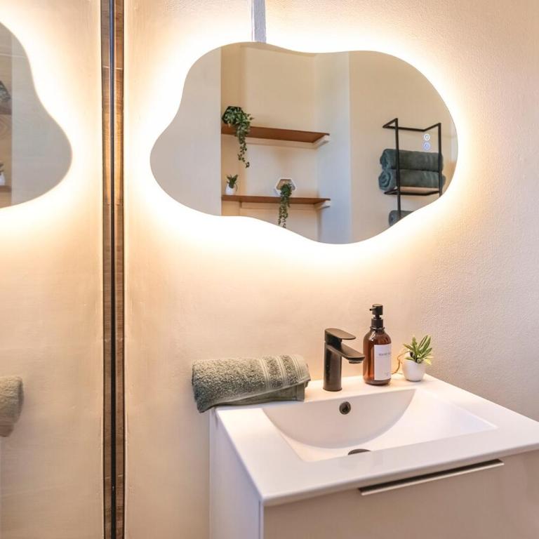 La Botanique Angevine-Design & Cozy-Private Parking - Two-Bedroom Apartment - 28
