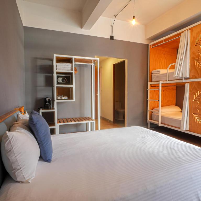 Casa Pepe - Habitación con 1 cama doble y 1 litera - 3