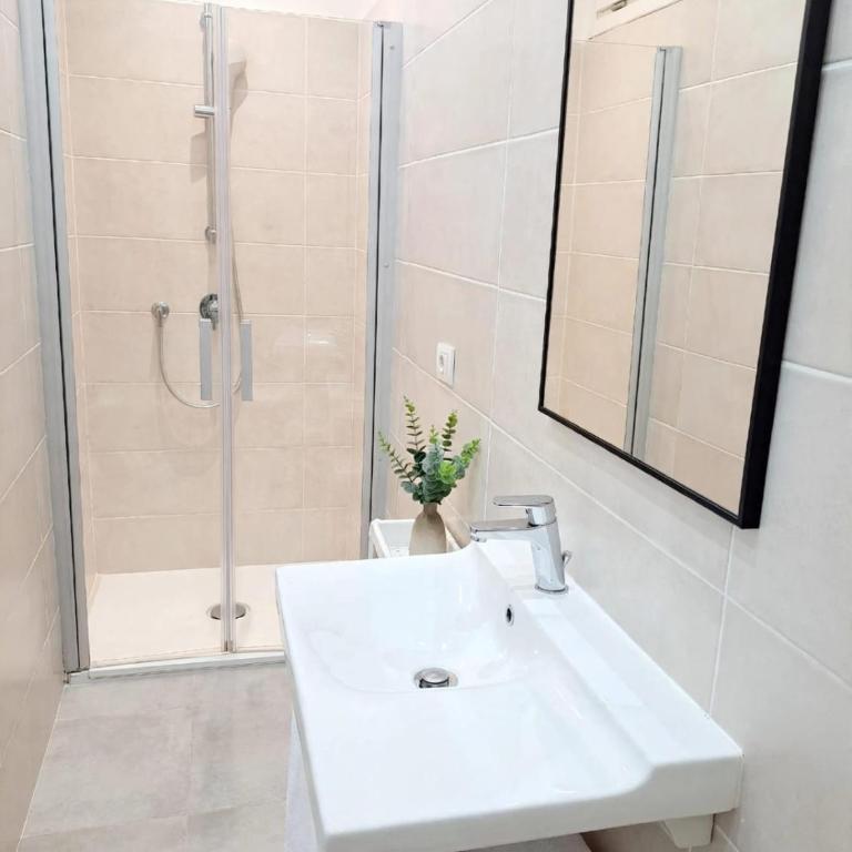 Arma Doré Luxury Suite Roma - Free Pool & Parking - Apartment mit 1 Schlafzimmer - 43