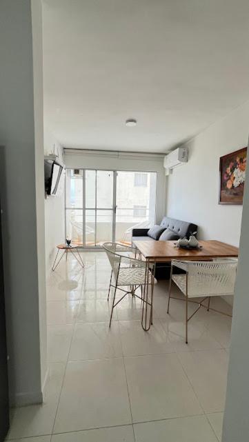 apartamento en torre primi - Three-Bedroom Apartment - 25