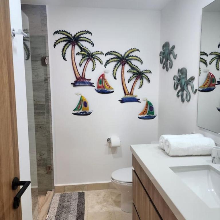 Amazing Sunsets Are Just The Beginning 3 bed 4 bath Luxury 24th Floor Oceanfront Condo - Apartamento con vistas al mar - 57