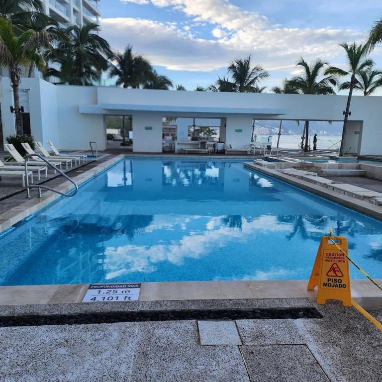 Amazing Sunsets Are Just The Beginning 3 bed 4 bath Luxury 24th Floor Oceanfront Condo - Apartamento con vistas al mar - 92