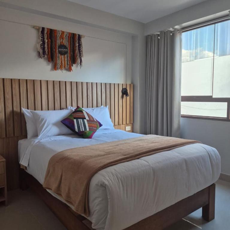 Hotel Adolfo's - Superior Queen Room - 5