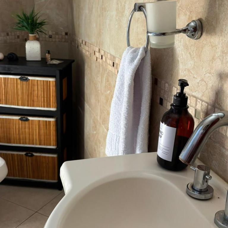 Cómodo y cerca de todo - Apartamento de 1 dormitorio - 16