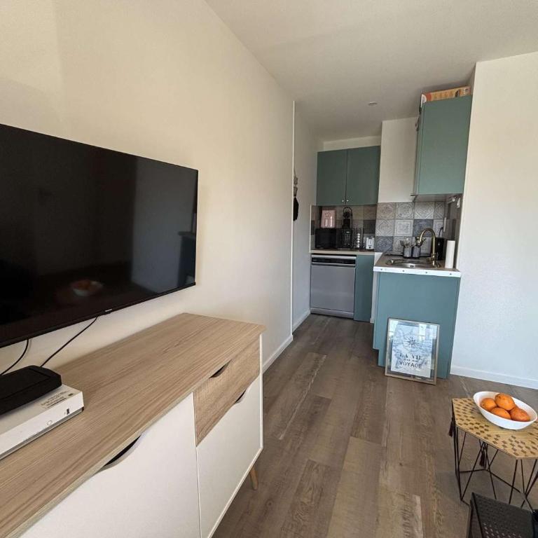 Appartement fonctionnel avec terrasse - 4 pers. - FR-1-845-52 - Apartment - 8