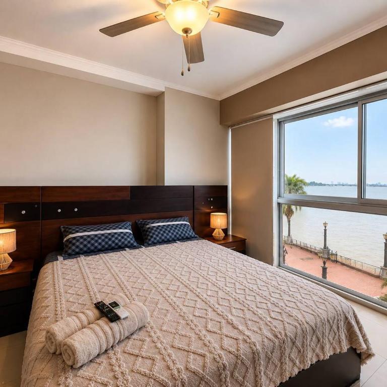 Depa 2 habitaciones con vista al rio cerca a malecon - Two-Bedroom Apartment with River View - 9