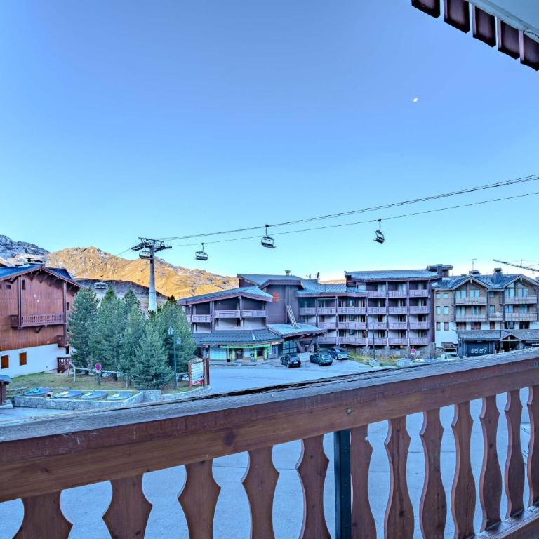 Slopeside Apt w Balcony & Views - Appartamento - 2