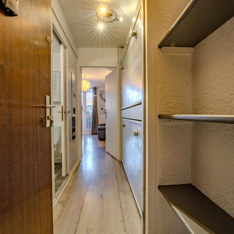 Slopeside Apt w Balcony & Views - Appartamento - 8