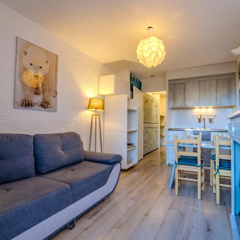 Slopeside Apt w Balcony & Views - Appartamento - 6
