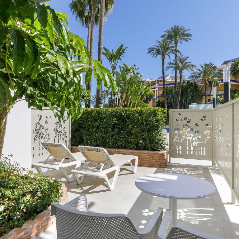 SOL by Meliá Torremolinos - Don Pedro - Habitación Superior con acceso a la piscina - 3