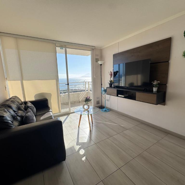 Depto Vista al Mar 2D 2B Parking Privado - Apartamento de 2 dormitorios con balcón y vistas al mar - 3