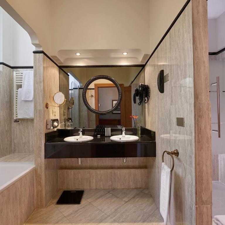 Meliá Paris Vendôme - Grande Chambre Double Premium - 9