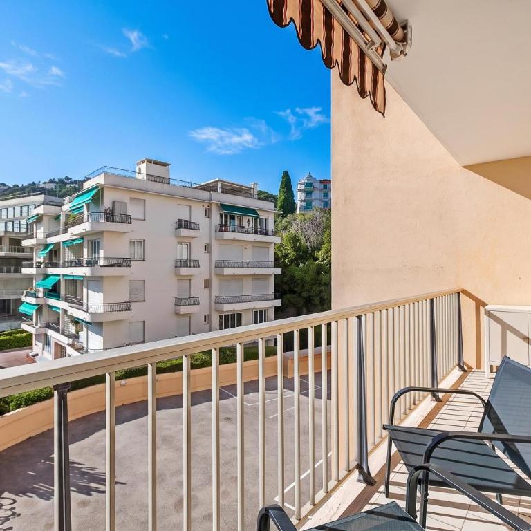 Porte De France - Apartment with Terrace - Happy Rentals - Apartment mit Terrasse - 20