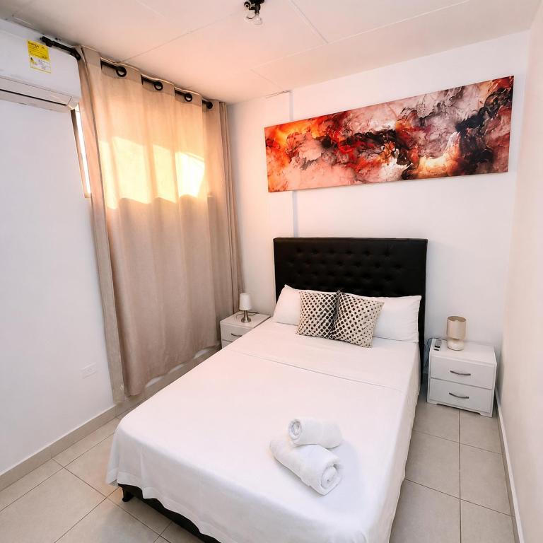 Laguito Cra 3 #240 cartagena - Apartamento de 2 dormitorios - 2