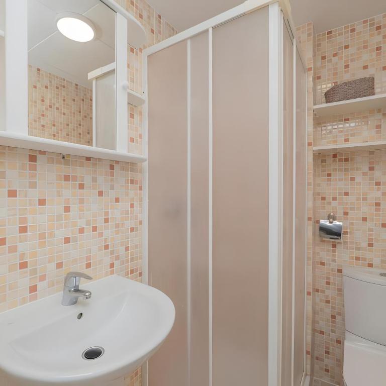 Espacioso apartamento con terraza - Apartamento Deluxe de 2 dormitorios con vistas al mar - 21