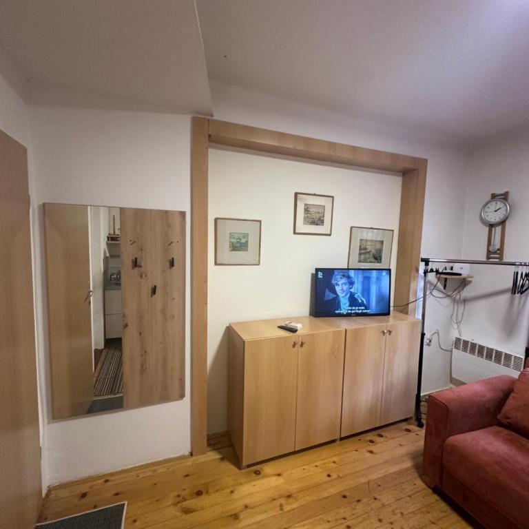 Feel like home guest house - Apartman - 3