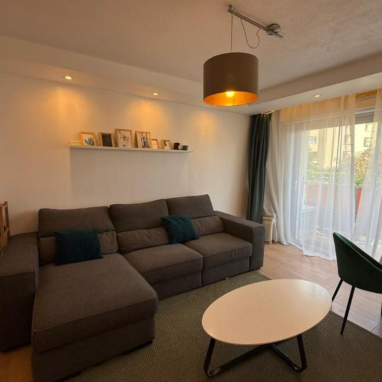 Appart climatisé avec balcon proche centre & plages - Appartement - 13