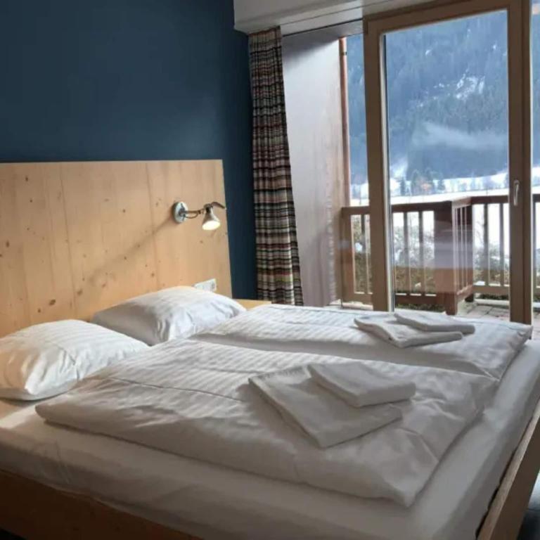 Schoneben Mountain Holiday Home - Maison de Vacances 3 Chambres - 17