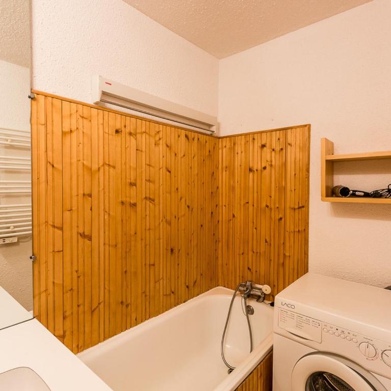 Charmant T2 Montchavin La Plagne, 36m², balcon sud, proche pistes et commerces, parking gratuit - FR-1-329-83 - Apartment - 8